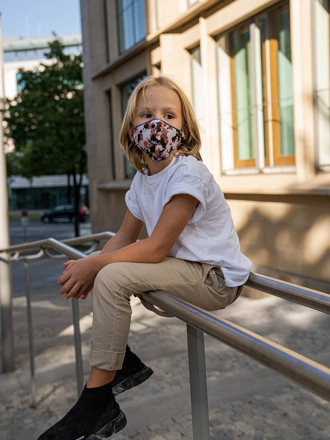 NICKIS Kids Community Mask Brown in Brown 1601563475-3304059808-3.jpg | NICKIS.com