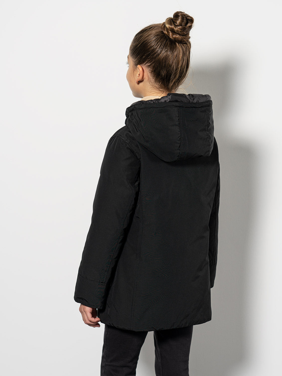 Woolrich Kids Down Coat Arctic in 1634648496-6406789334-3.jpg | NICKIS.com