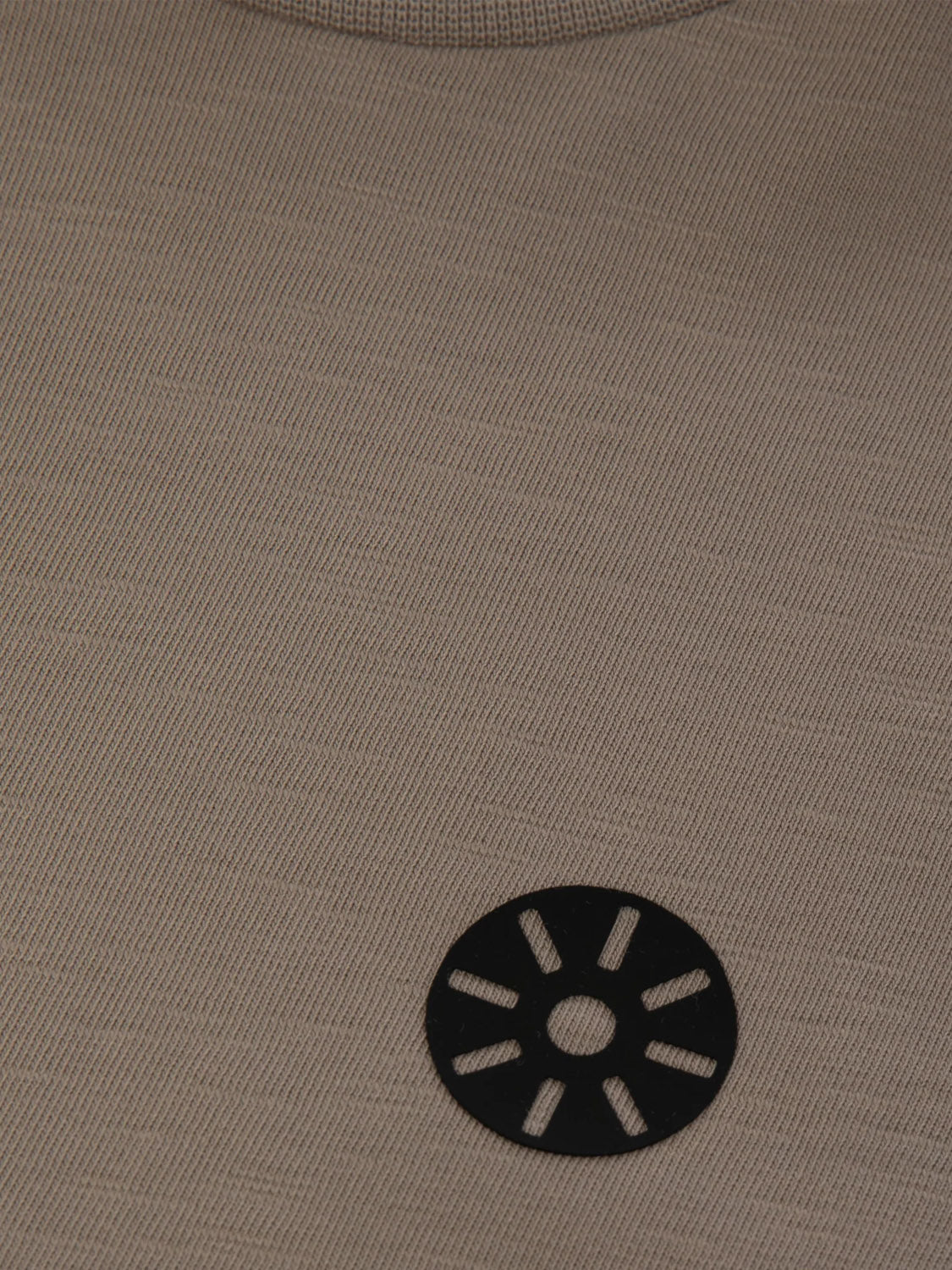 1773647481-3202171578-7.jpg