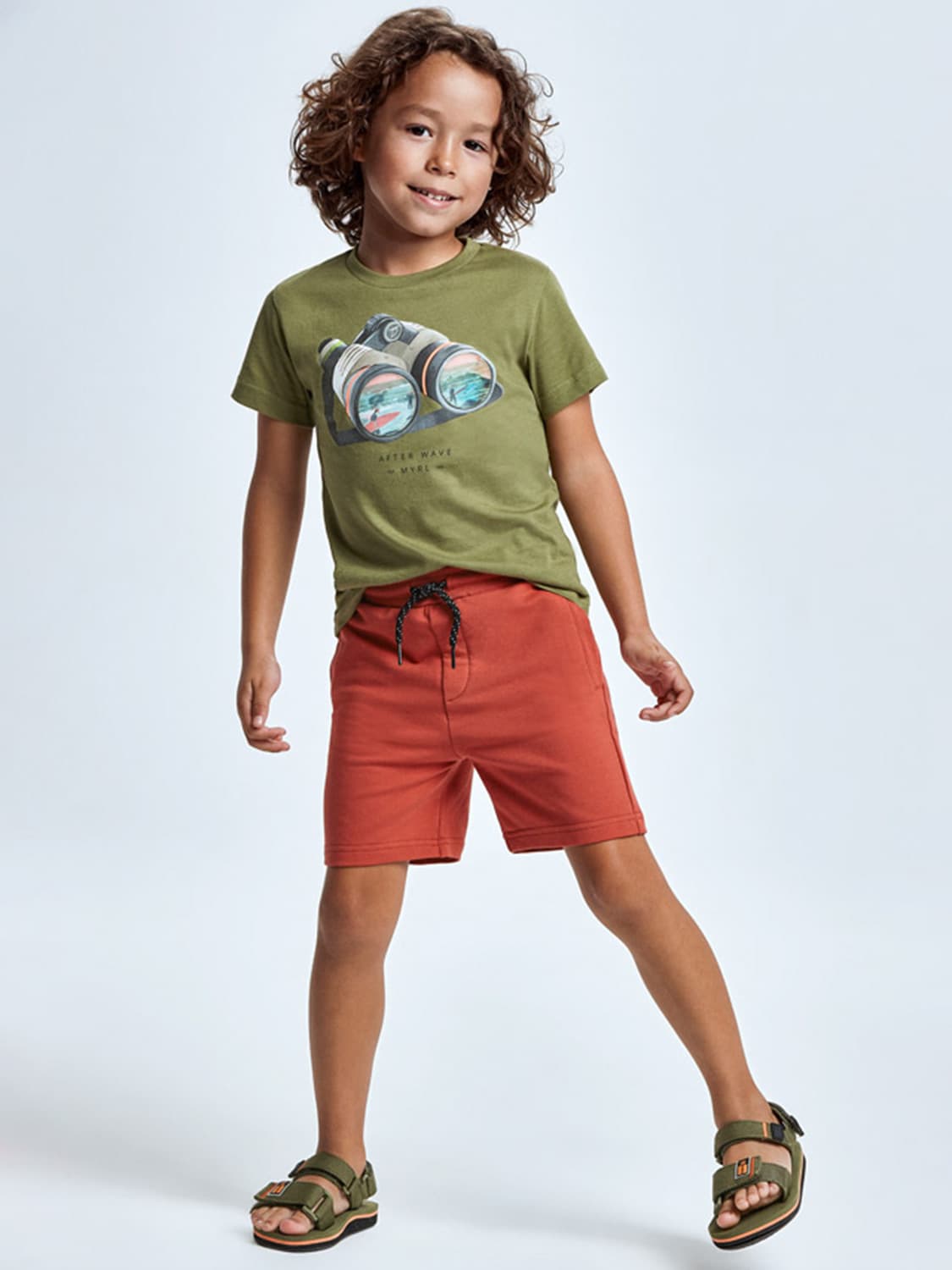 6503593976-2.jpg