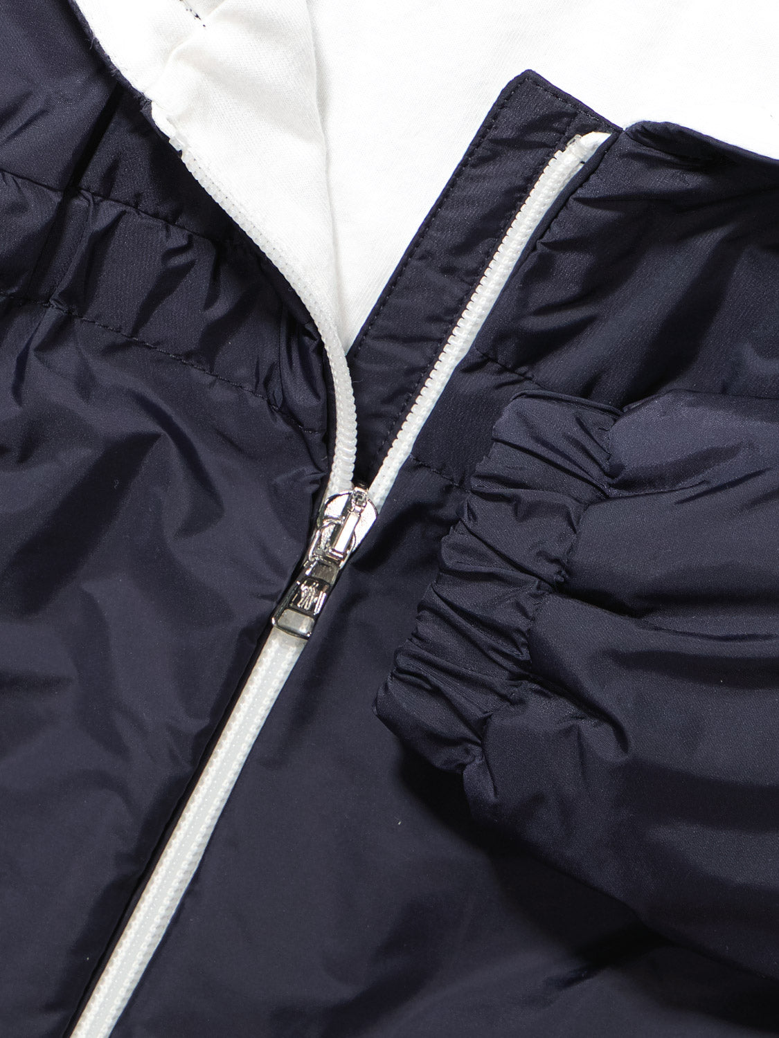 Moncler Enfant Kids jacket Raka in 6900000037-6.jpg | NICKIS.com