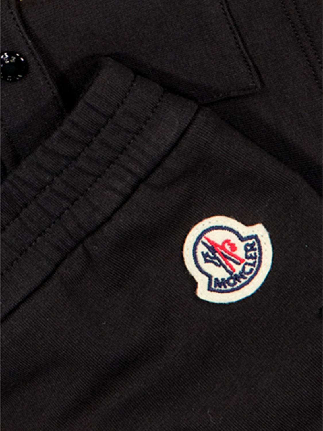 Moncler Enfant Kids Shorts in 6900000076-8.jpg | NICKIS.com