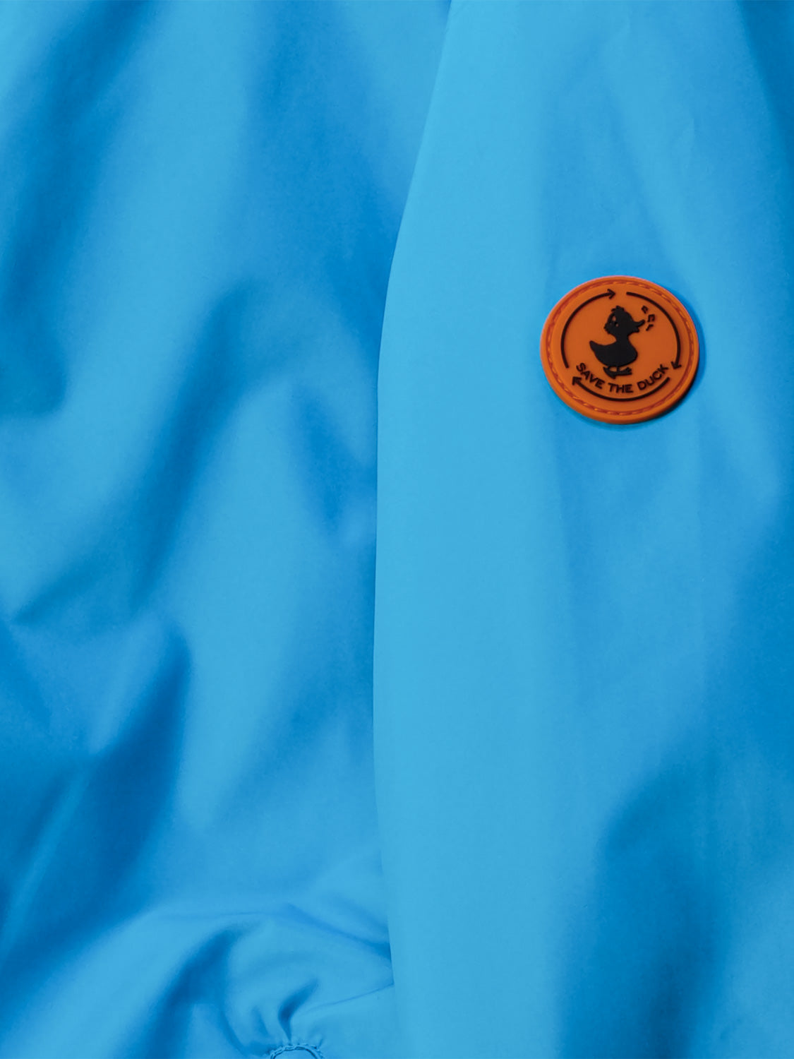 7101911712-7.jpg