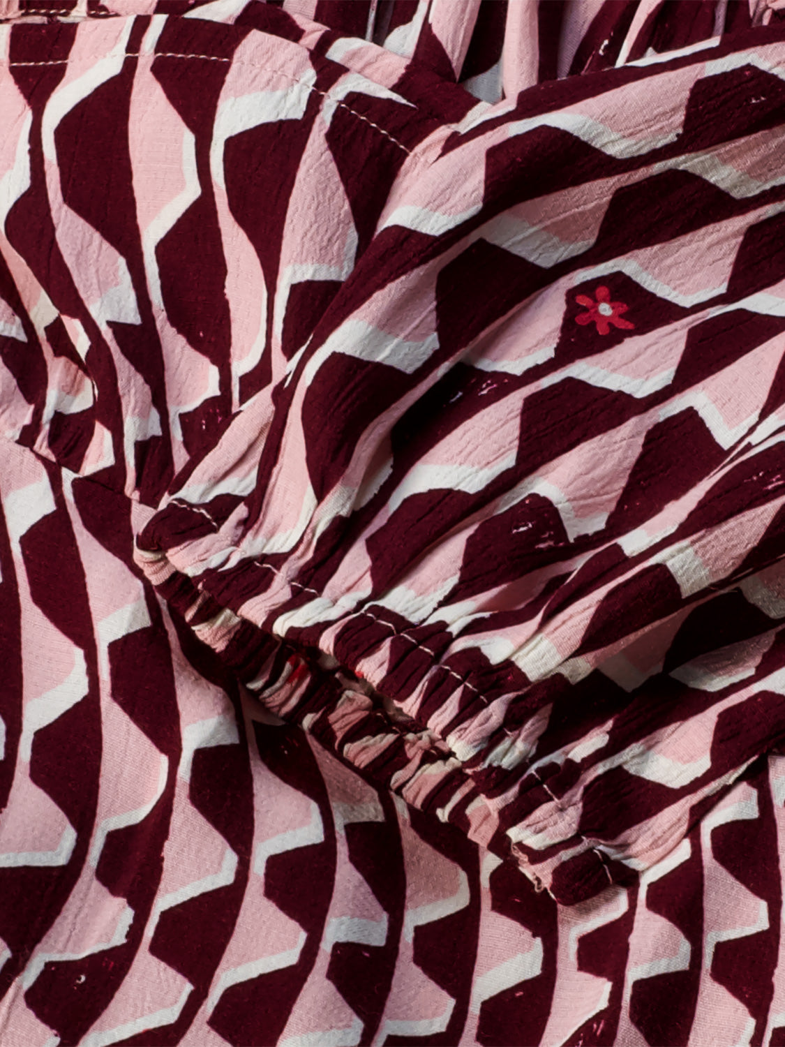 7104452078-7.jpg