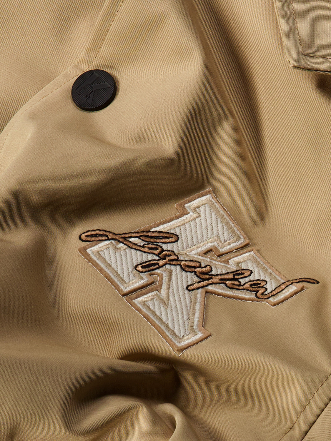 7104985790-8.jpg