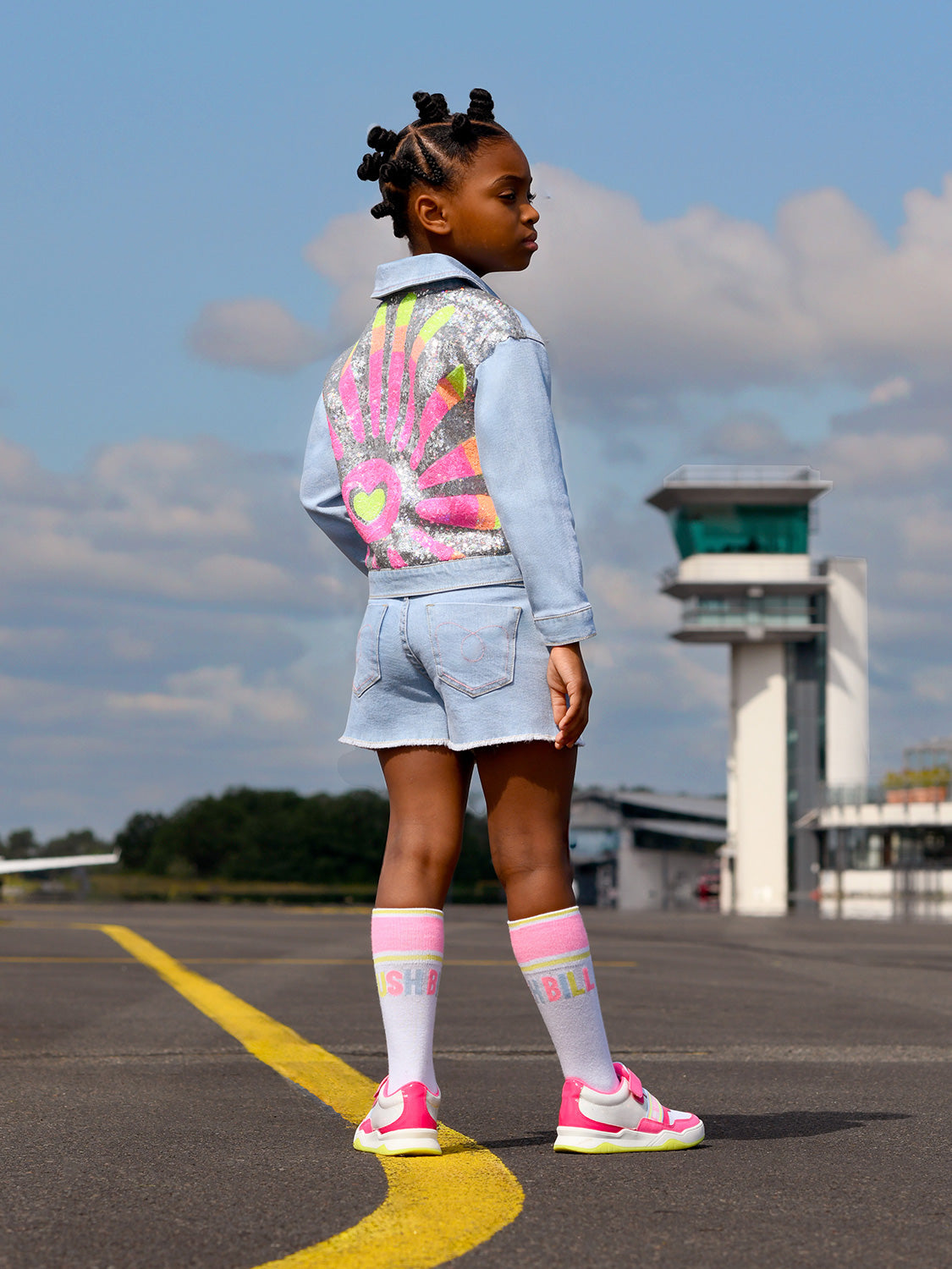7106736114-2.jpg