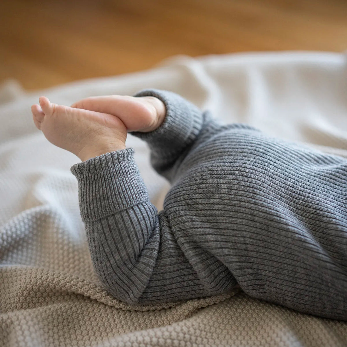 THE WOOLLY ONESIE - cloud grey