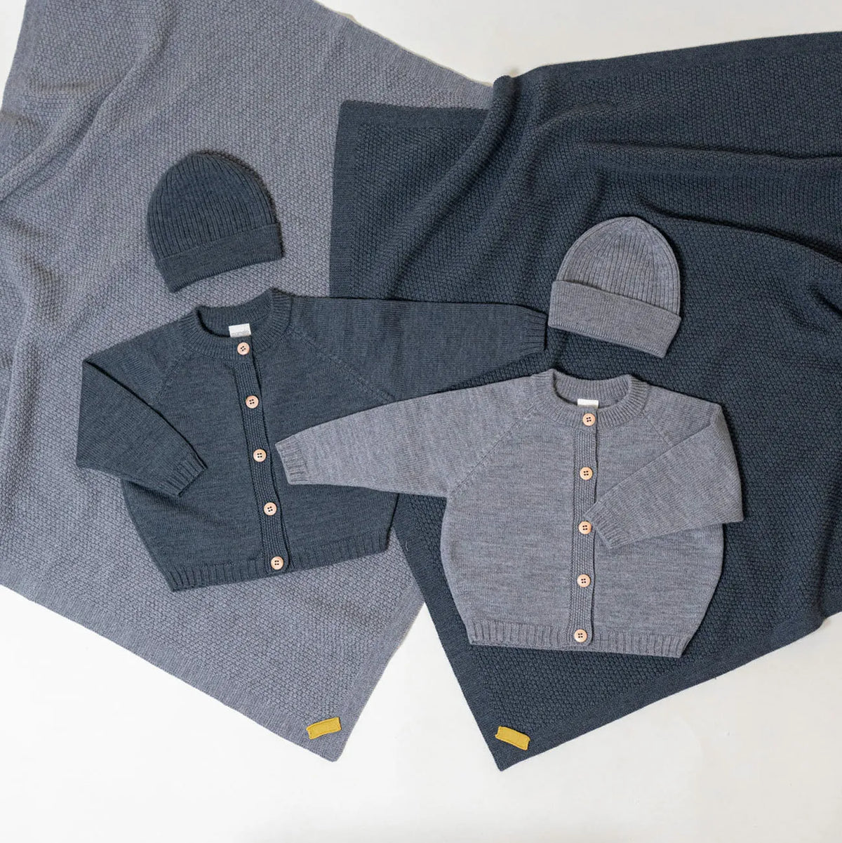 THE WOOLLY CARDIGAN - cloud grey