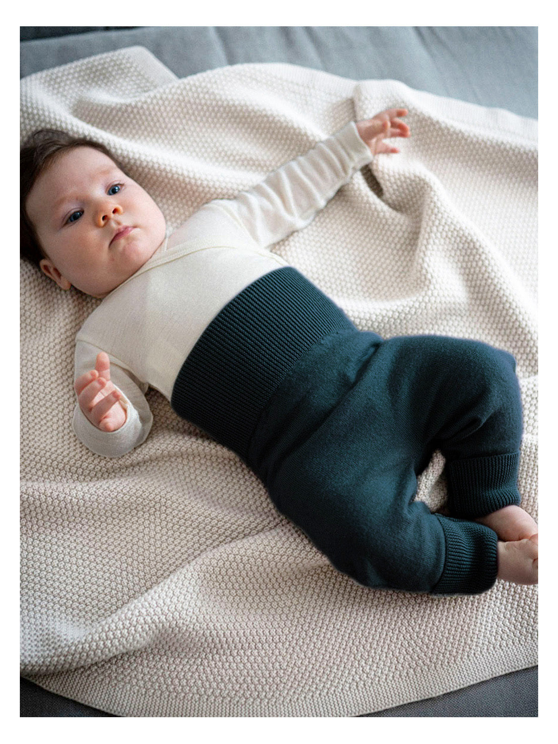 THE WOOLLY BABY PANTS - new petrol