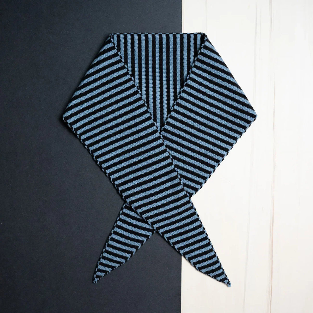 THE WOOLLY FAMILY SCARF STRIPED - CHOCOLATE / BLUE (Kopie)