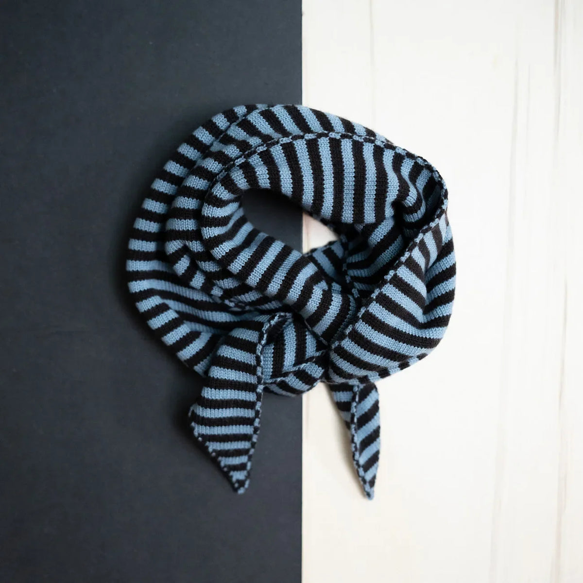THE WOOLLY FAMILY SCARF STRIPED - CHOCOLATE / BLUE (Kopie)