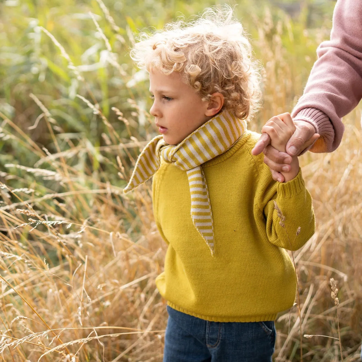 THE WOOLLY FAMILY SCARF STRIPED - SAND / QUINCE