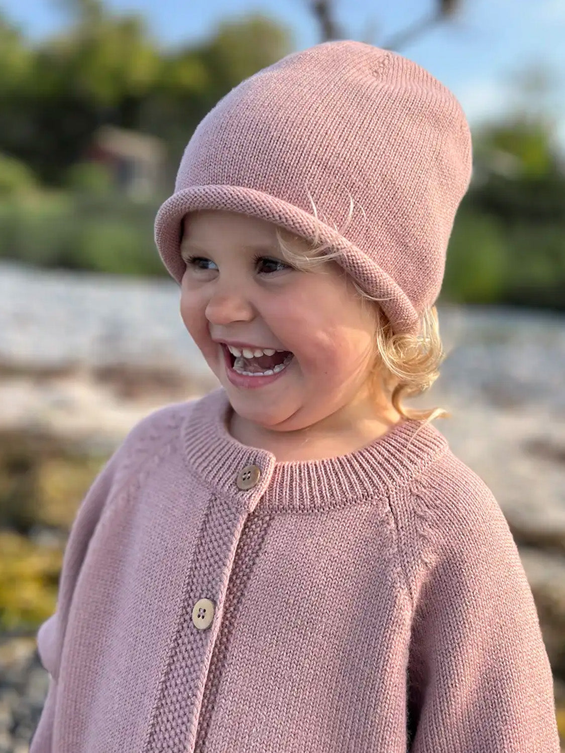 THE WOOLLY HAT - rose