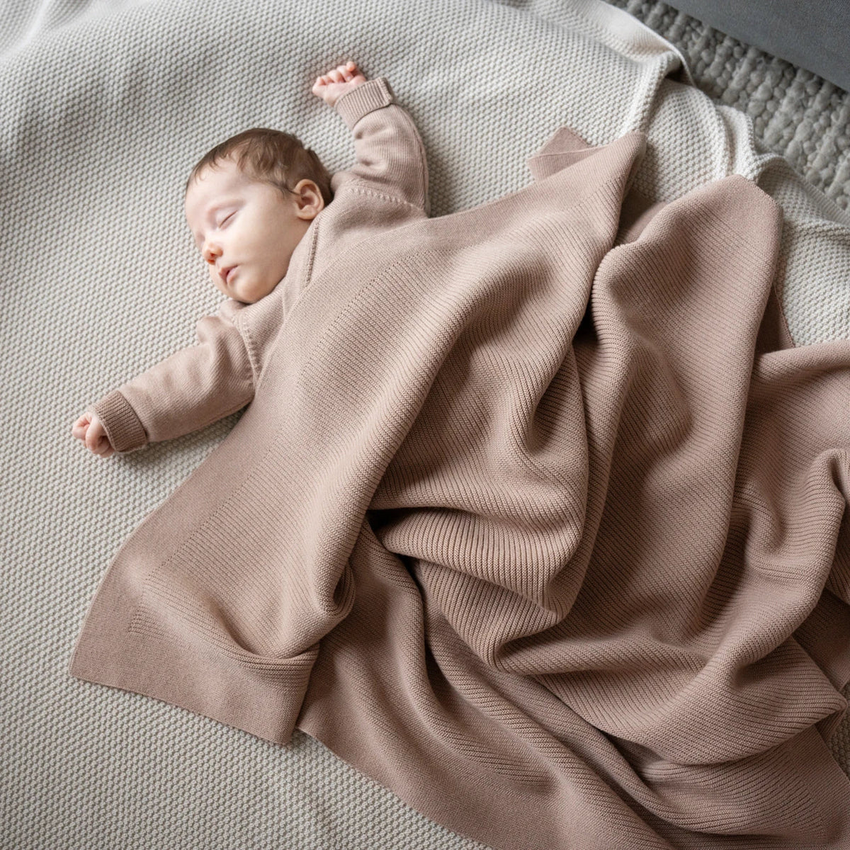 THE WOOLLY RIB BLANKET - cloud grey