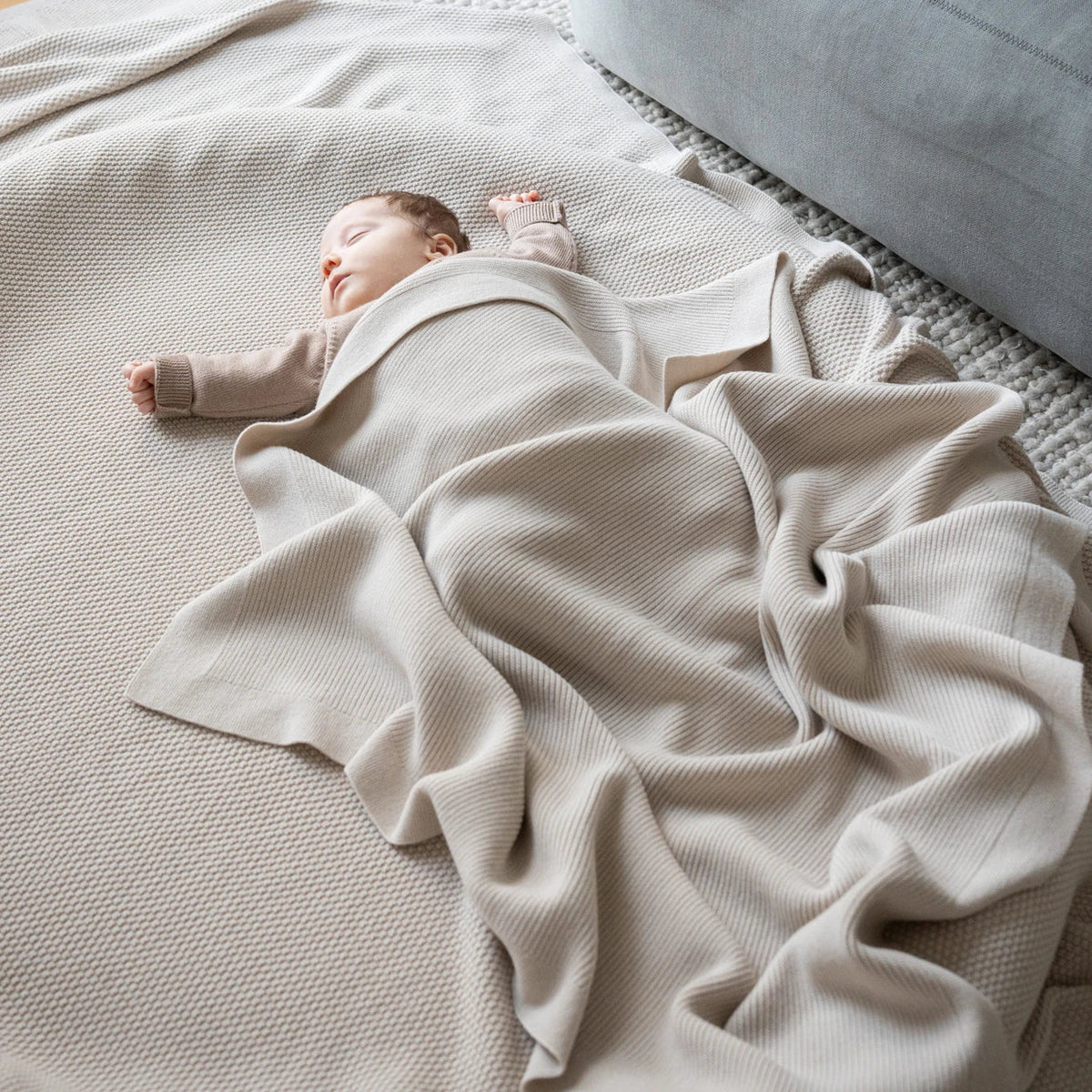 THE WOOLLY RIB BLANKET - sage