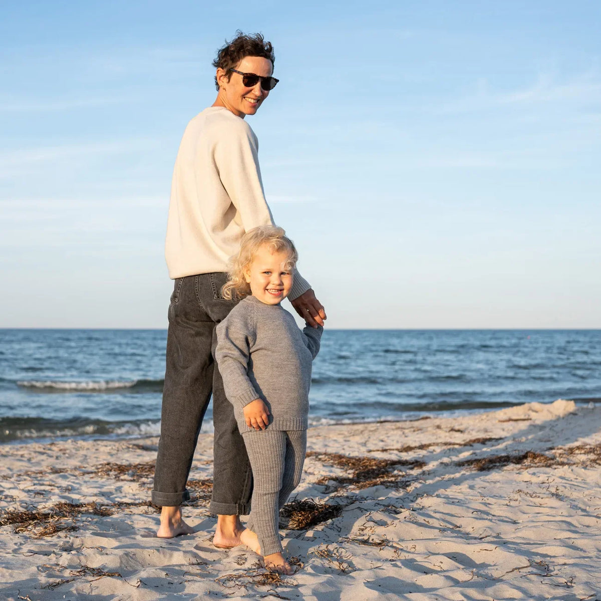 THE WOOLLY WO/MAN SWEATER - sand