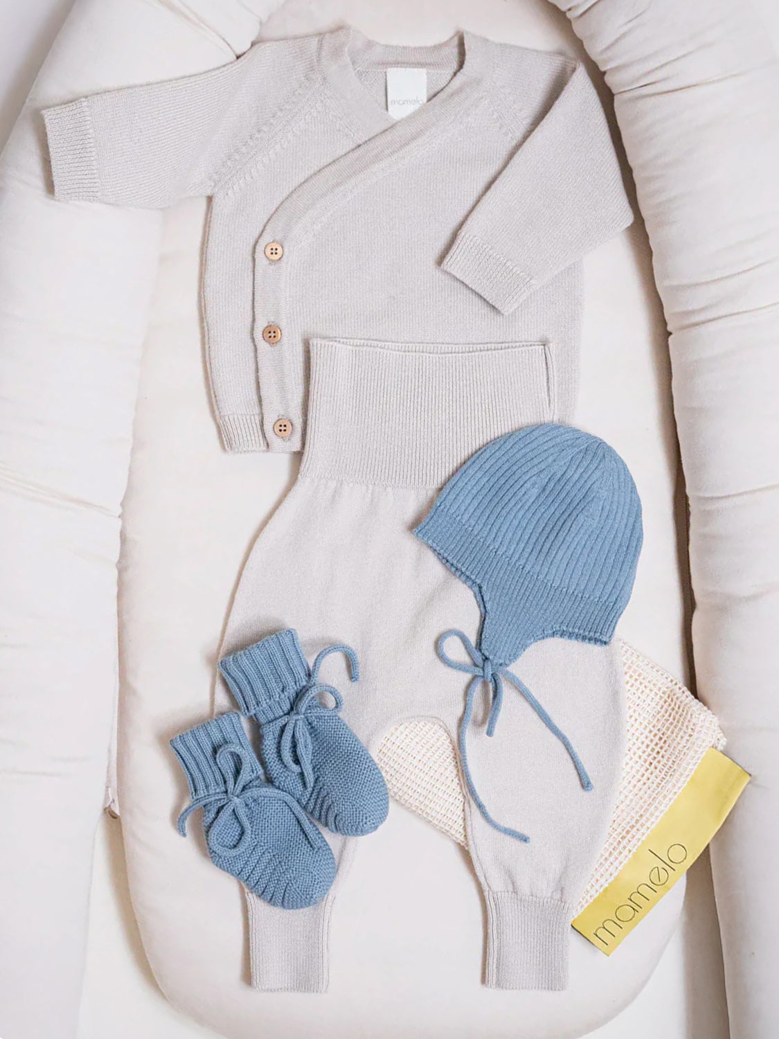 THE WOOLLY BABY HAT - blue