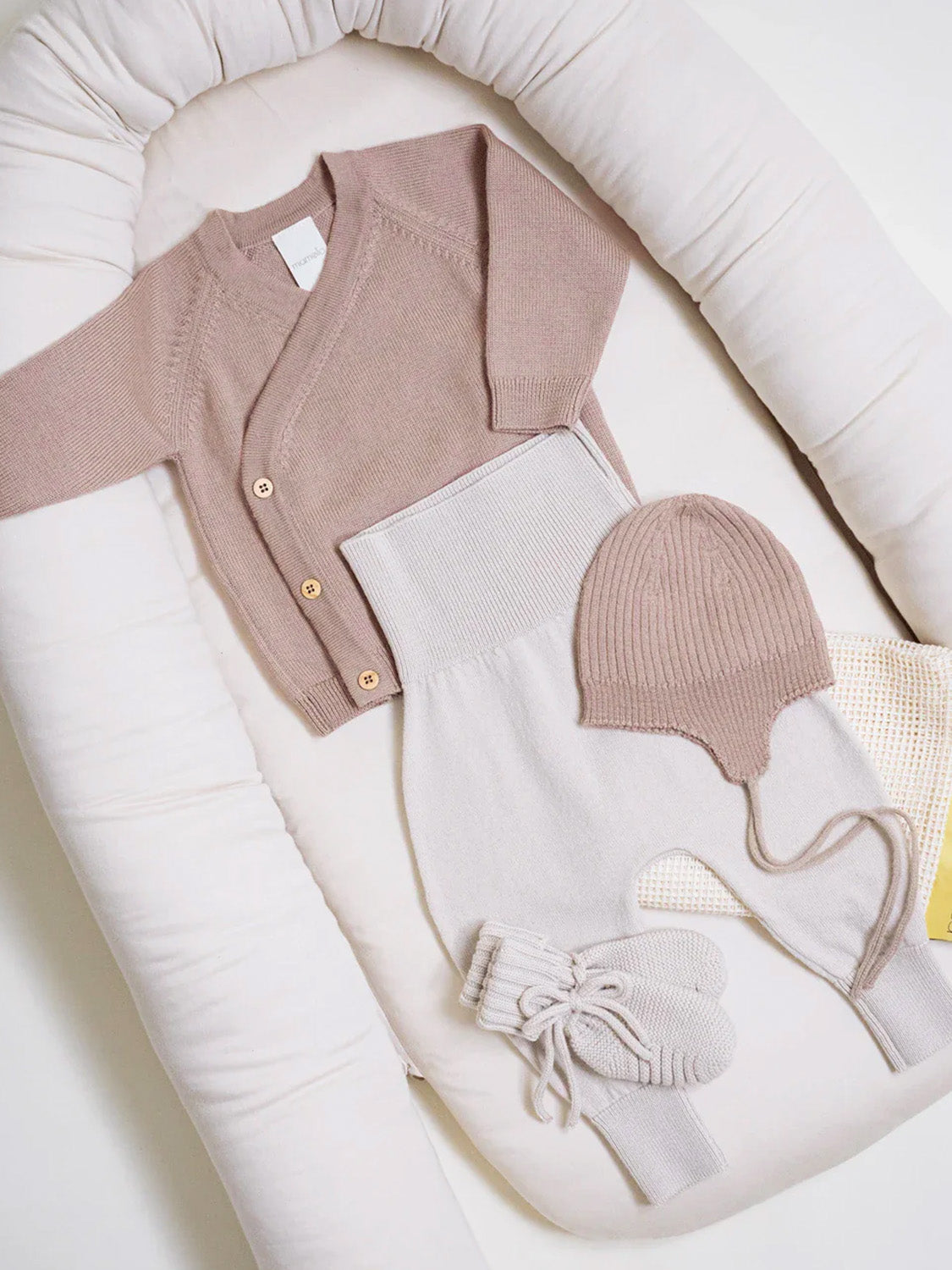 THE WOOLLY BABY HAT - cappuccino