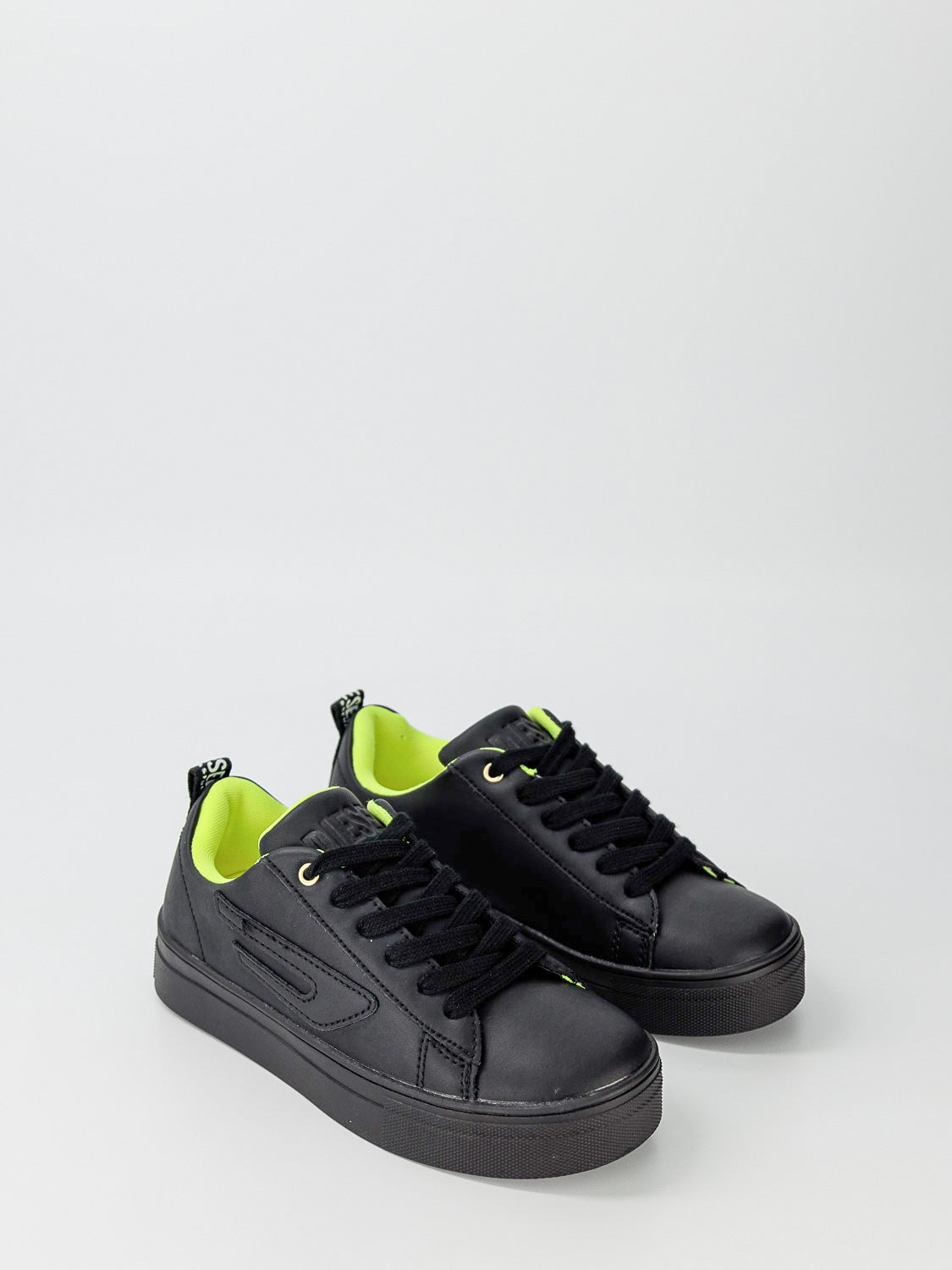 Diesel Kids sneakers Vaneela  in  1692280488-6807476898-5.jpg | NICKIS.com