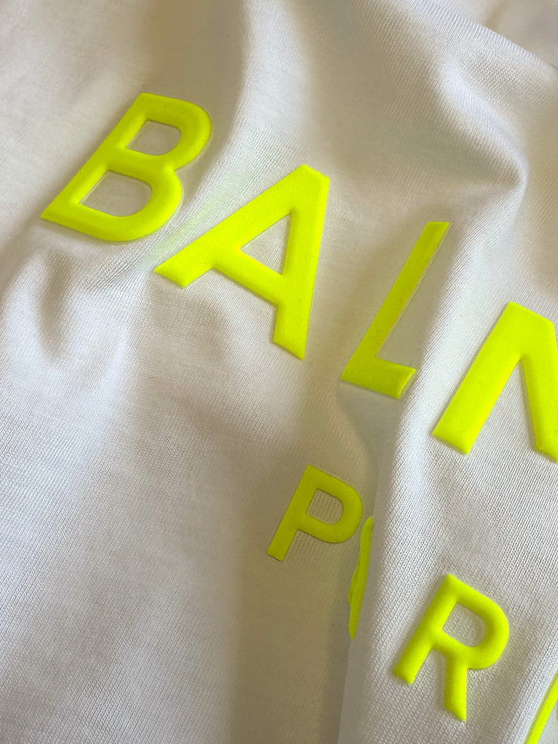 Balmain Kids t-shirt White in White 1708089529-6908868547-5.jpg | NICKIS.com