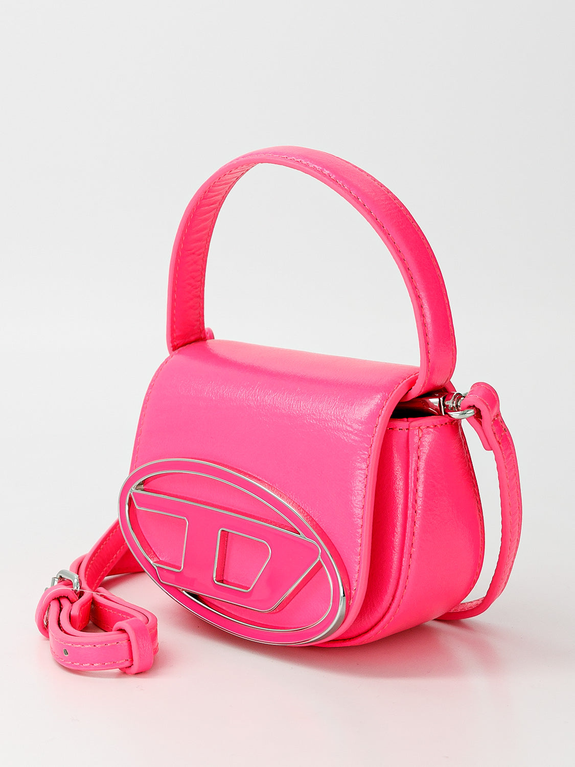 Diesel Kids bag 1dr 1dr XS Fuchsia in Fuchsia 1712038485-6905369812-2.jpg | NICKIS.com