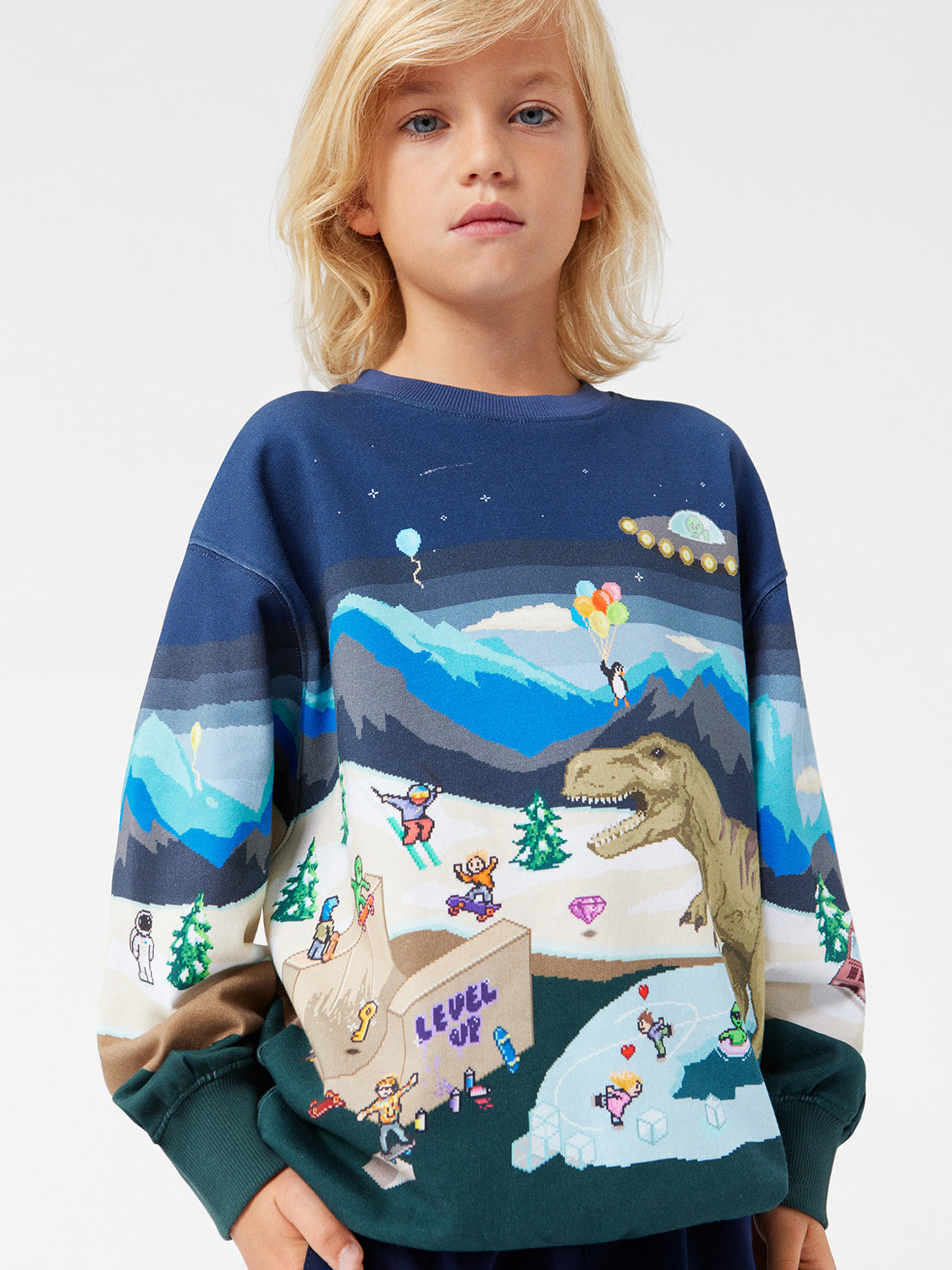 Molo Kids Sweatshirt Monti Multicoloured in Multicoloured 1725447290-7007382586-9.jpg | NICKIS.com