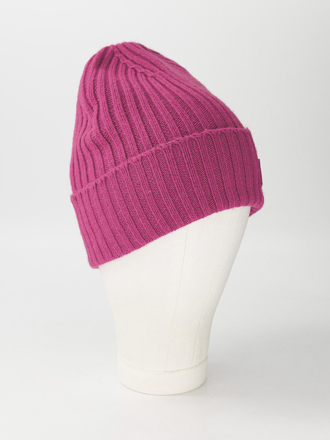 Molo Kids beanie Karli Fuchsia in Fuchsia 1725461394-7009619380-3.jpg | NICKIS.com