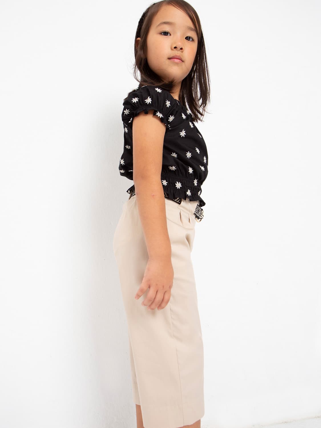 Mayoral Kids pants Beige in Beige 6700085939-3.jpg | NICKIS.com