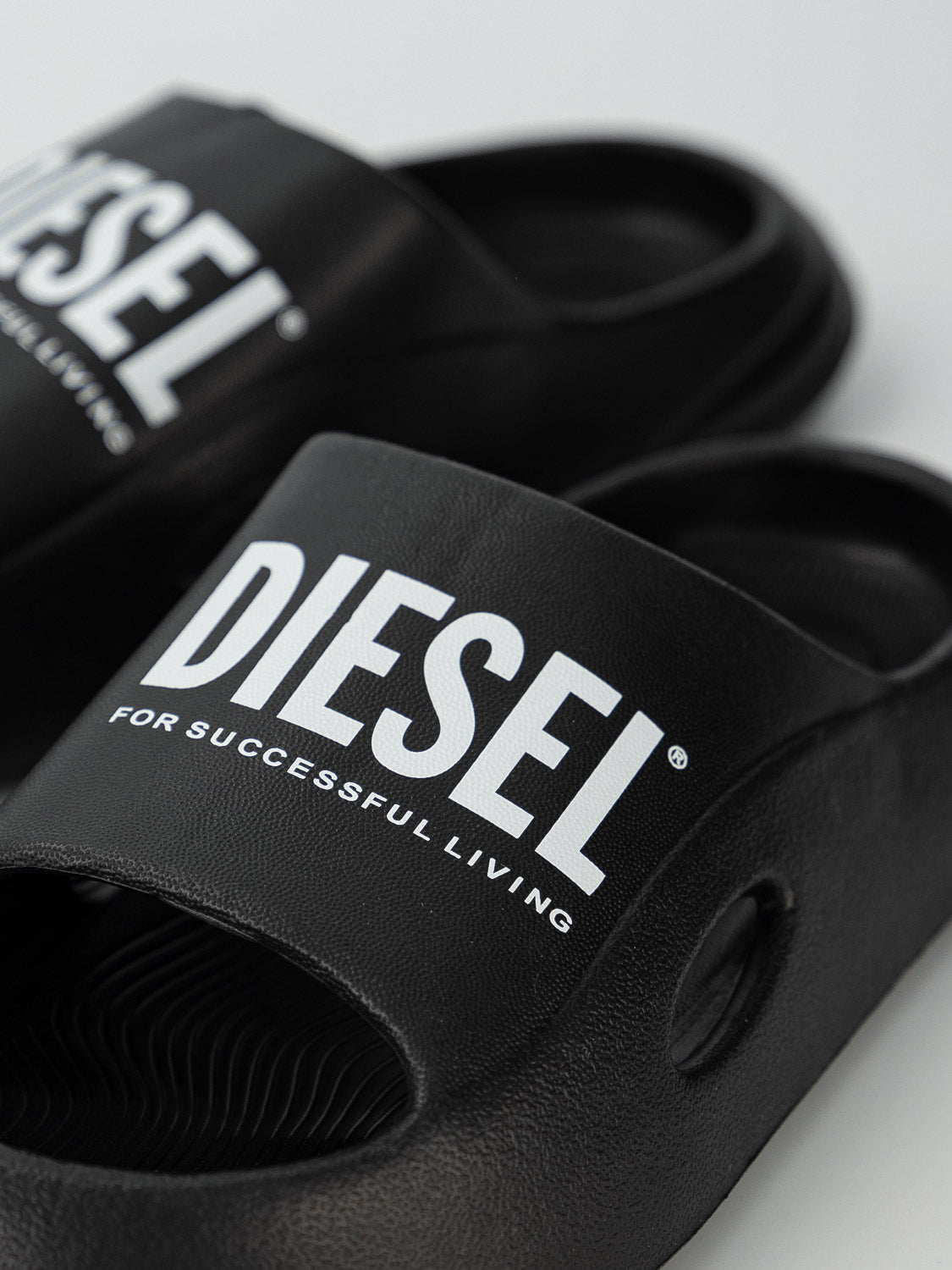 Diesel Kids Slides  in  6701672757-7.jpg | NICKIS.com