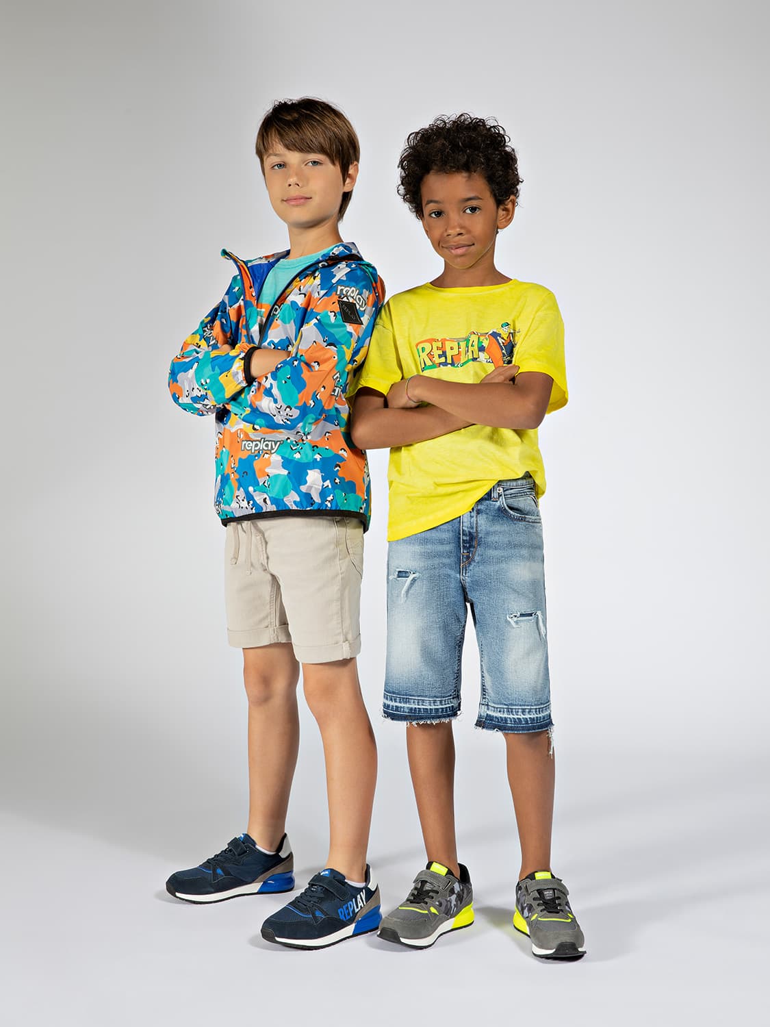 Replay & Sons Kids Shorts Thad Blue in Blue 6702236973-2.jpg | NICKIS.com