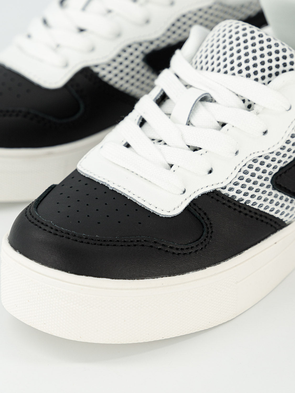 Diesel Kids sneakers  in  6703793927-7.jpg | NICKIS.com