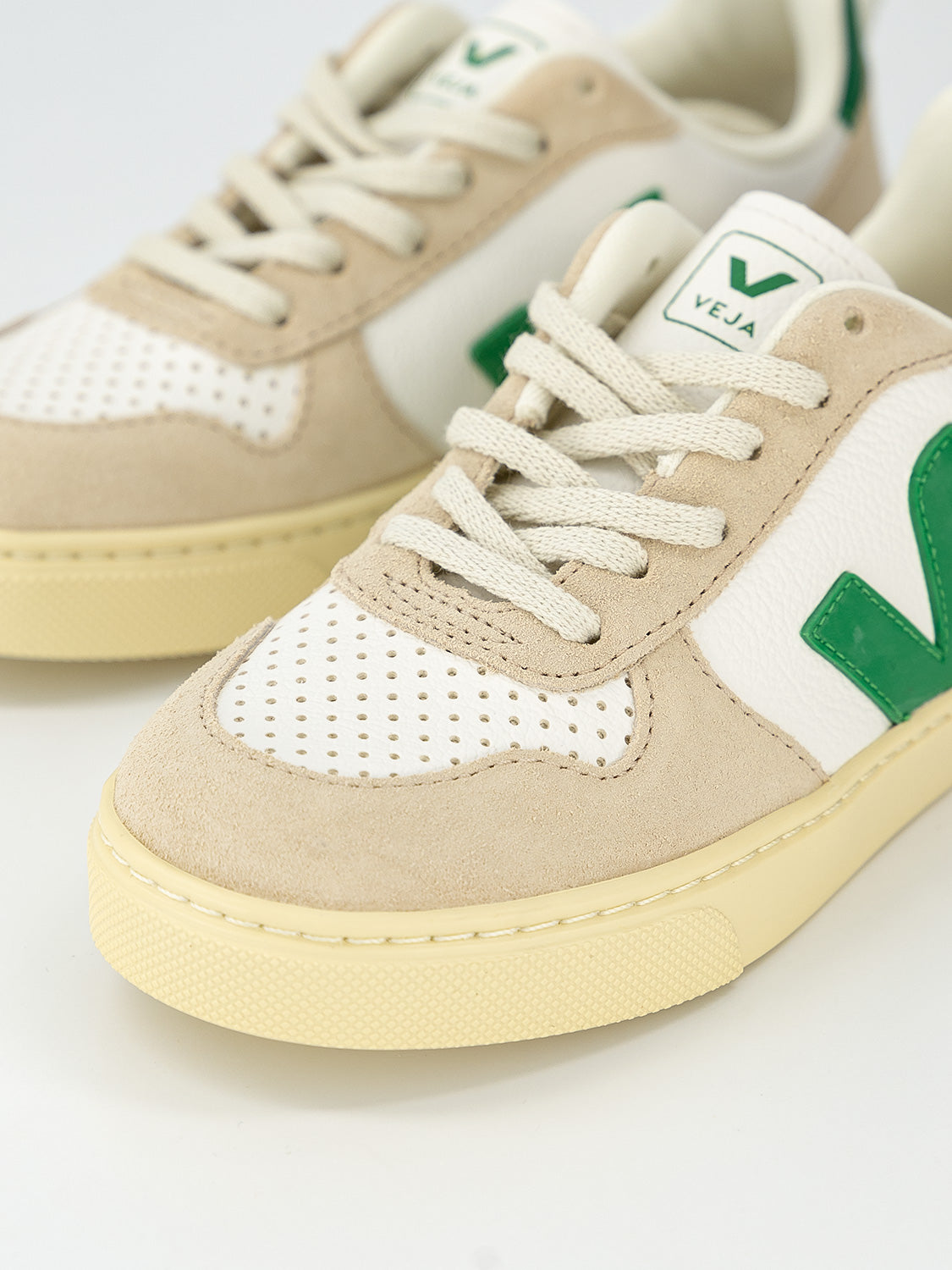 Veja Kids sneakers Small V-10 Laces  in  6704148568-7.jpg | NICKIS.com