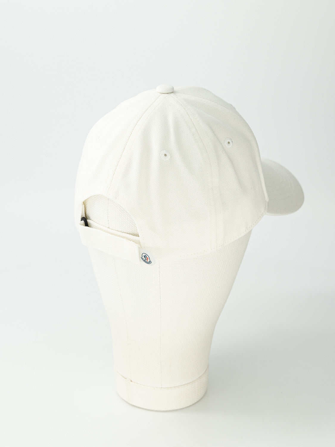 Moncler Enfant Kids Cap White in White 6706723140-4.jpg | NICKIS.com