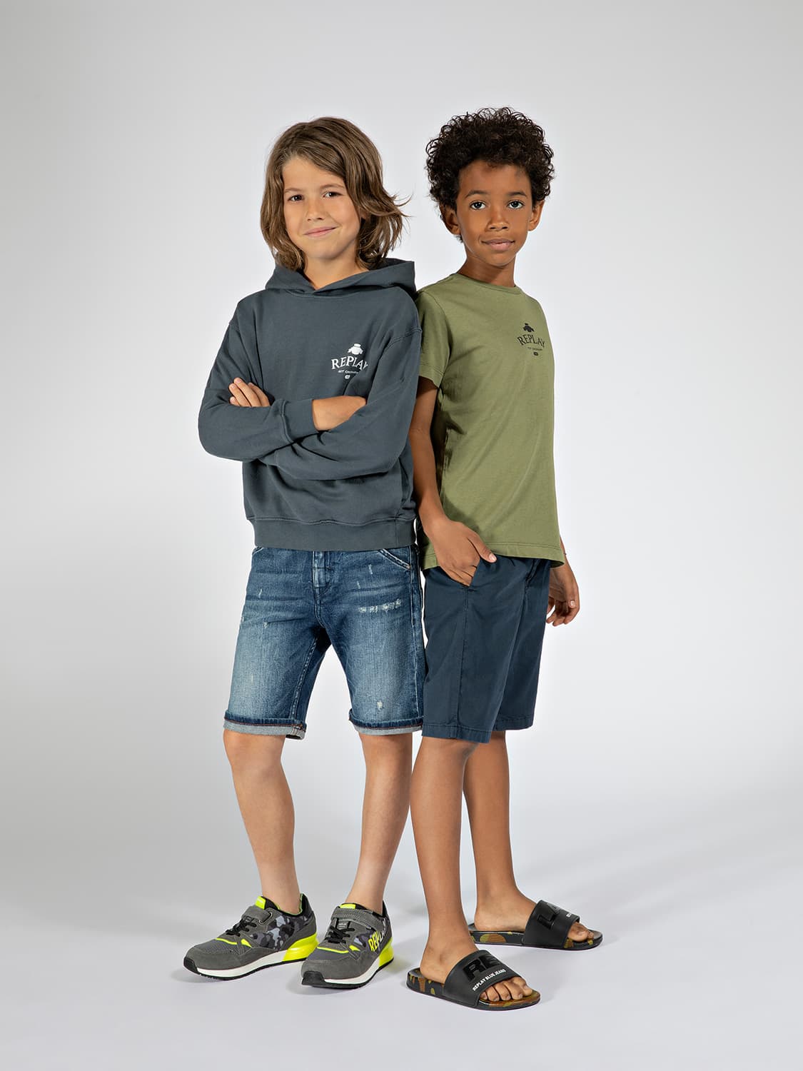 Replay & Sons Kids Shorts Gekow Blue in Blue 6707179273-2.jpg | NICKIS.com