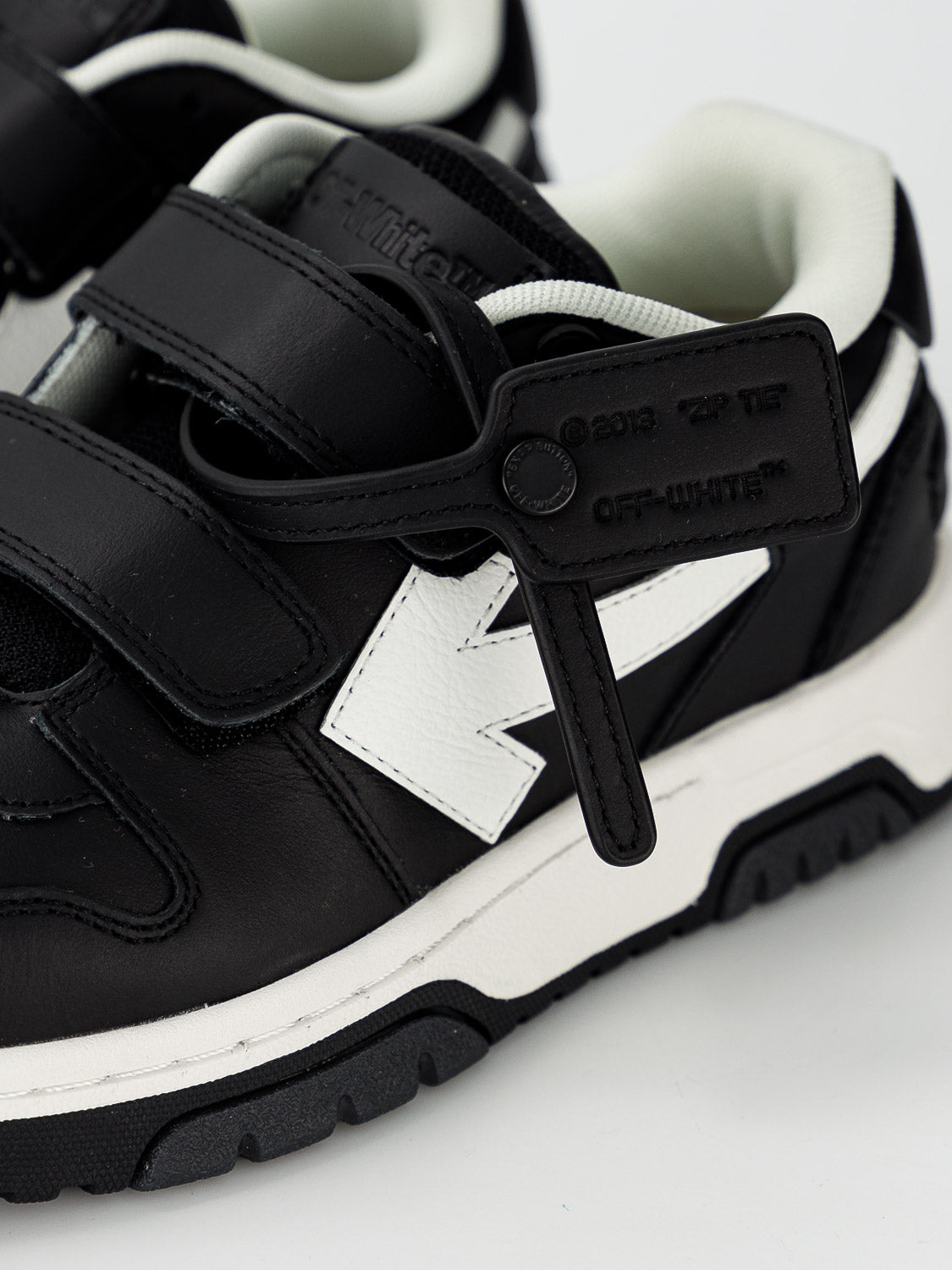 Off-White Kids Kids sneakers  in  6800254707-7.jpg | NICKIS.com