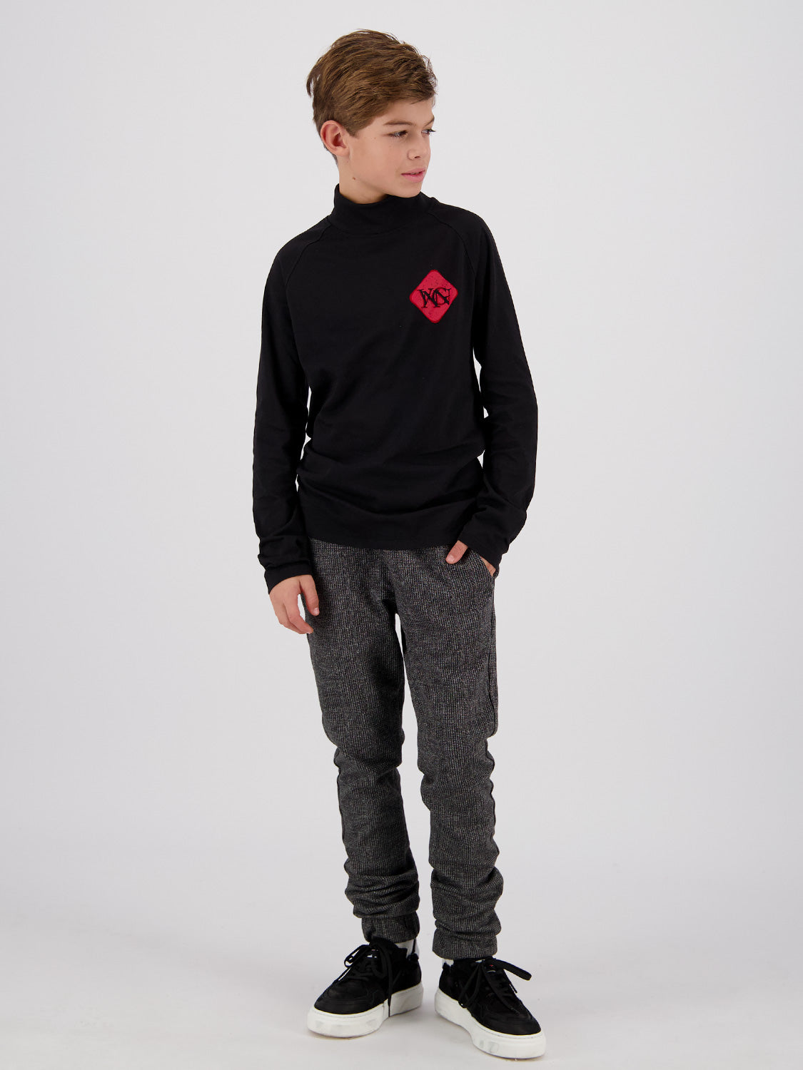 Vingino Kids pants Simu Anthracite Grey in Anthracite Grey 6802618949-2.jpg | NICKIS.com