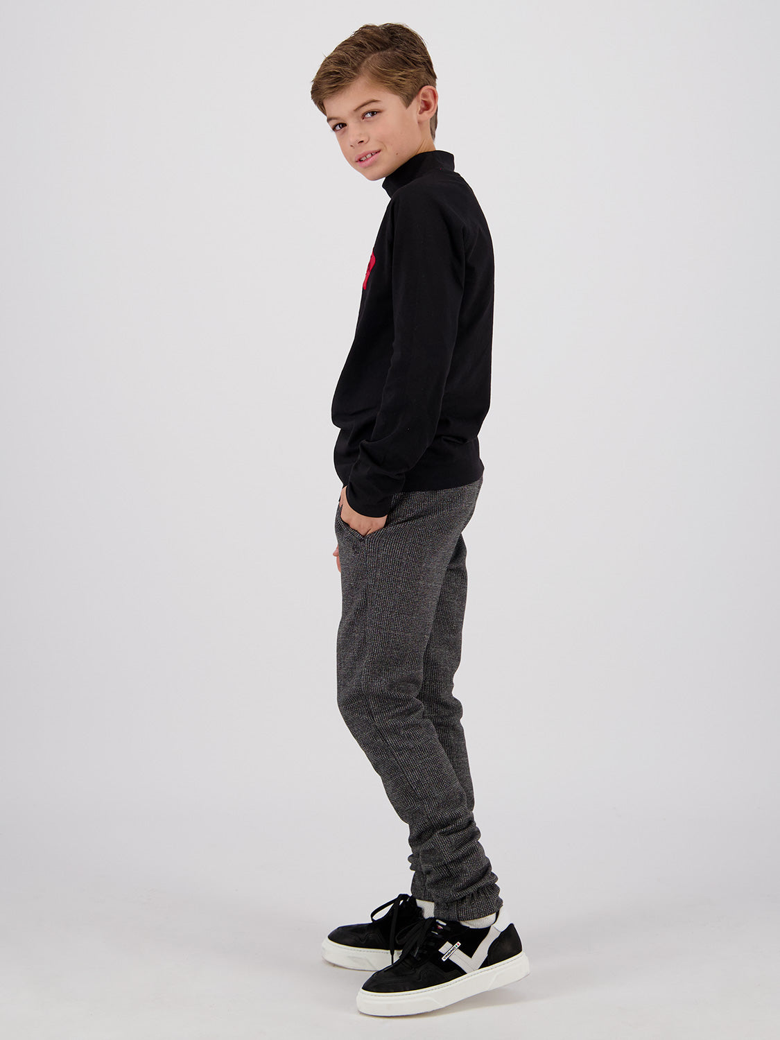 Vingino Kids pants Simu Anthracite Grey in Anthracite Grey 6802618949-8.jpg | NICKIS.com