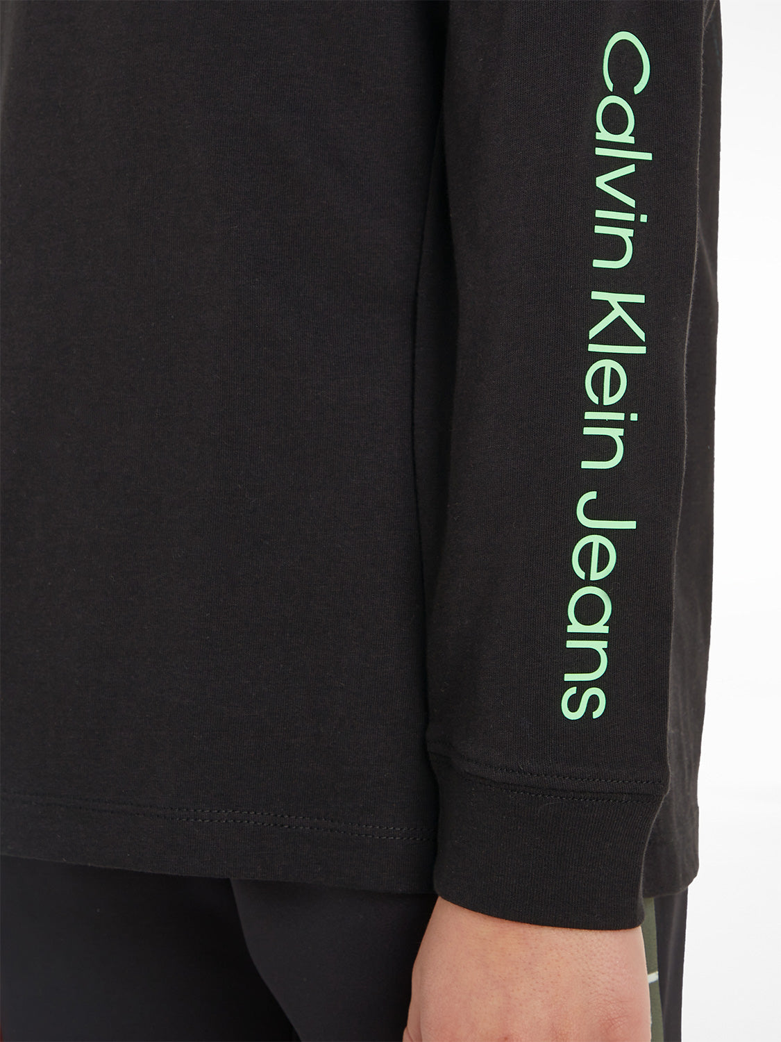 Calvin Klein Kids long-sleeve Glow In The Dark  in  6804225066-8.jpg | NICKIS.com