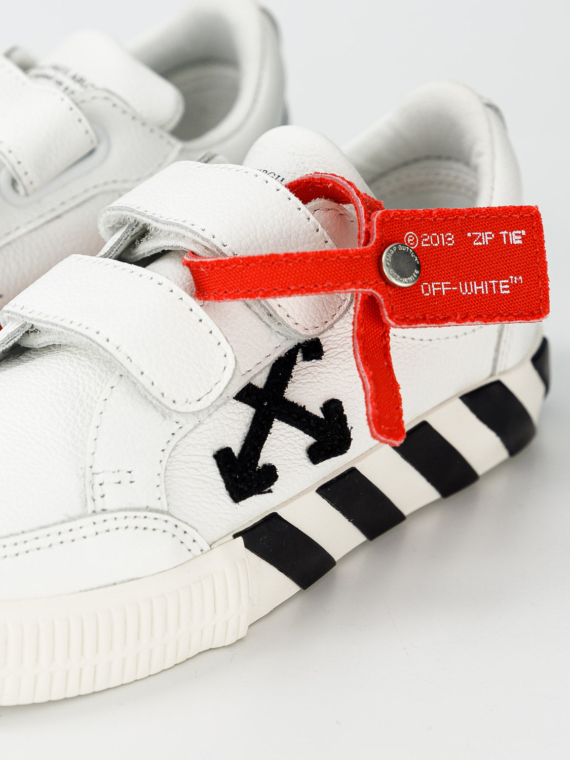 Off-White Kids Kids sneakers White in White 6806344496-7.jpg | NICKIS.com