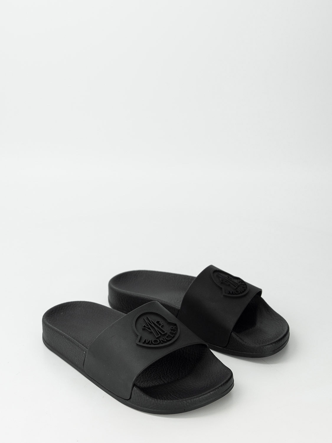 Moncler Enfant Kids Slides Petit Basile  in  6900000216-5.jpg | NICKIS.com