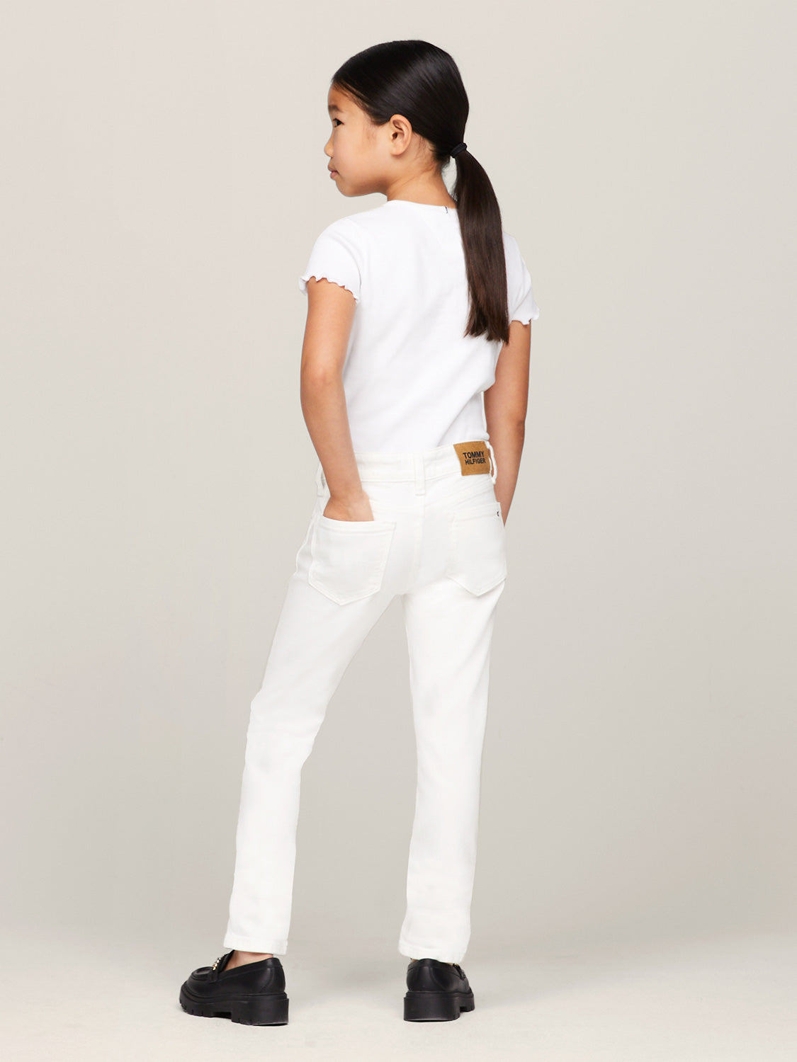 Tommy Hilfiger Kids jeans Nora White White in White 6900156294-3.jpg | NICKIS.com