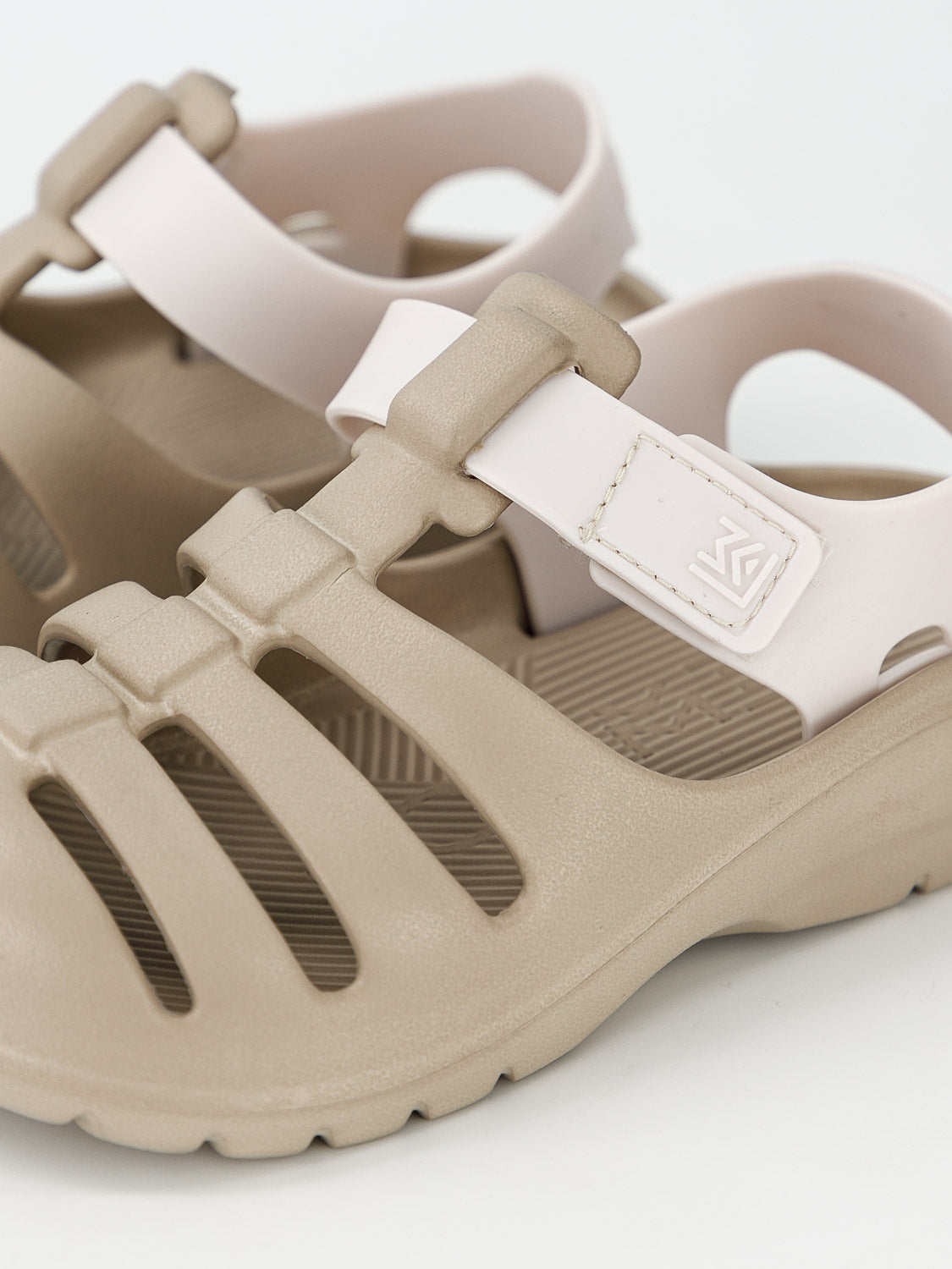 LIEWOOD Kids sandals Beau Khaki in Khaki 6900271124-7.jpg | NICKIS.com