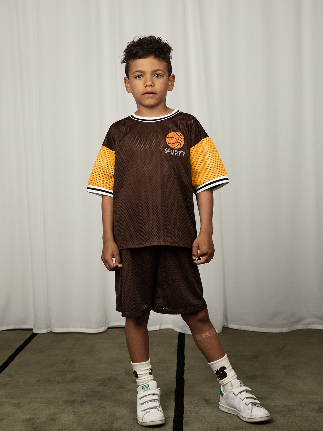 Mini Rodini Kids t-shirt Basket Brown in Brown 6900364656-2.jpg | NICKIS.com