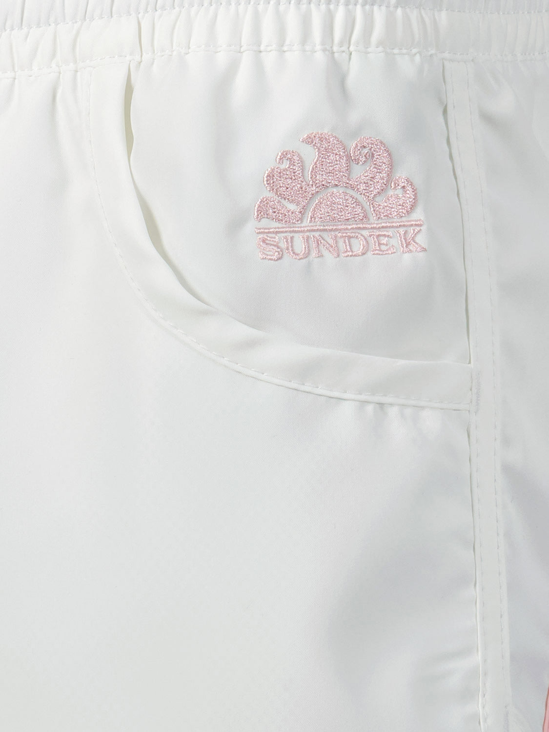 Sundek Kids Shorts Margate White in White 6900639190-6.jpg | NICKIS.com