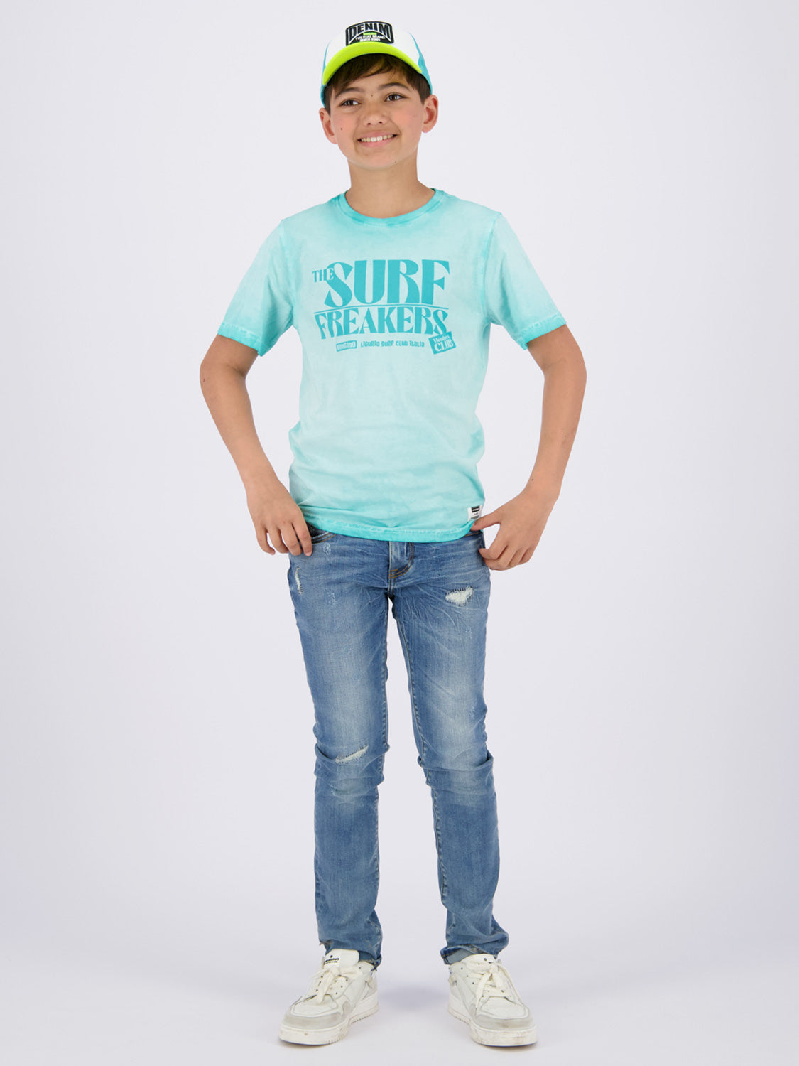 Vingino Kids t-shirt Hacmo Turquoise in Turquoise 6901814688-2.jpg | NICKIS.com