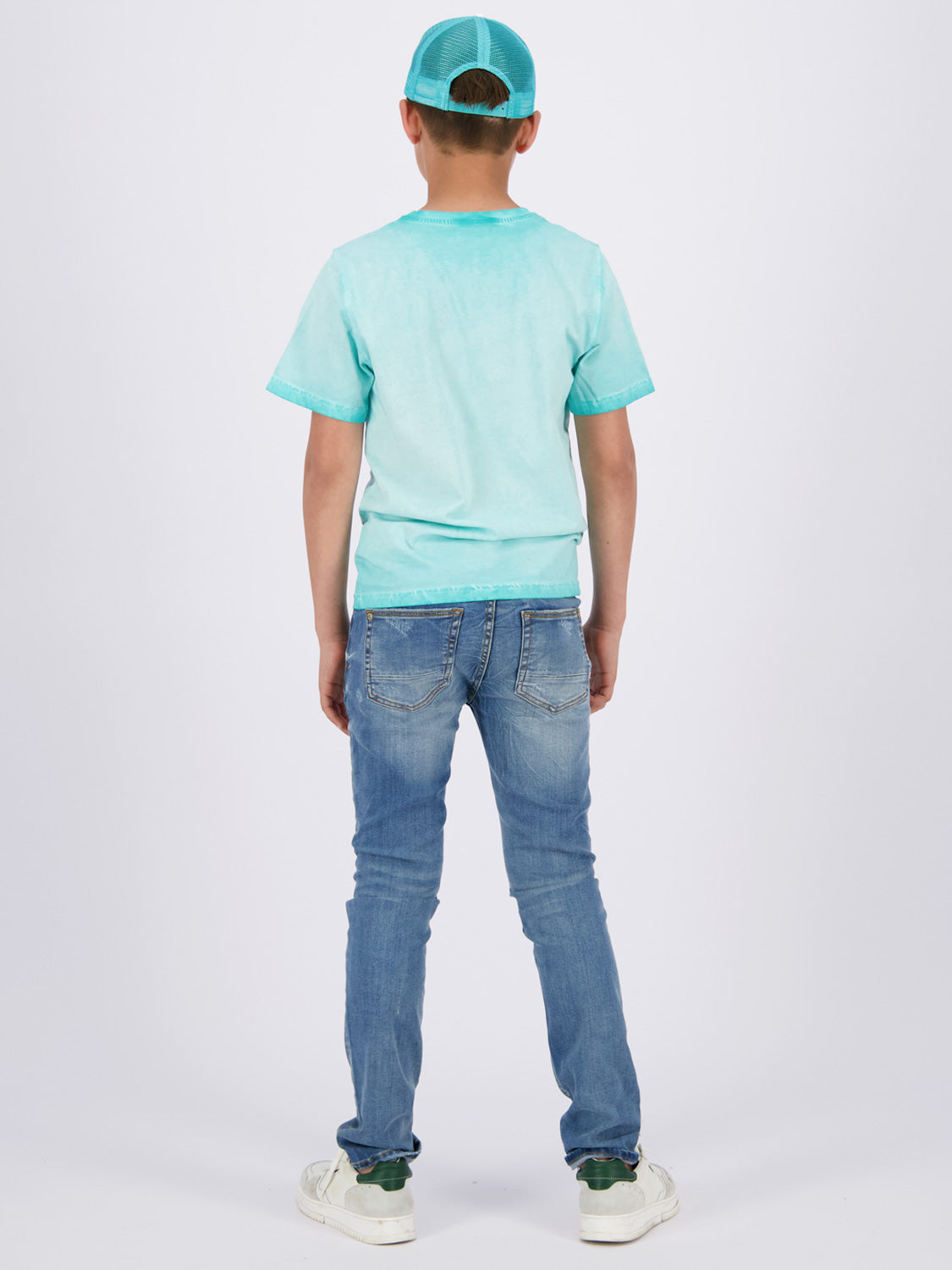 Vingino Kids t-shirt Hacmo Turquoise in Turquoise 6901814688-3.jpg | NICKIS.com