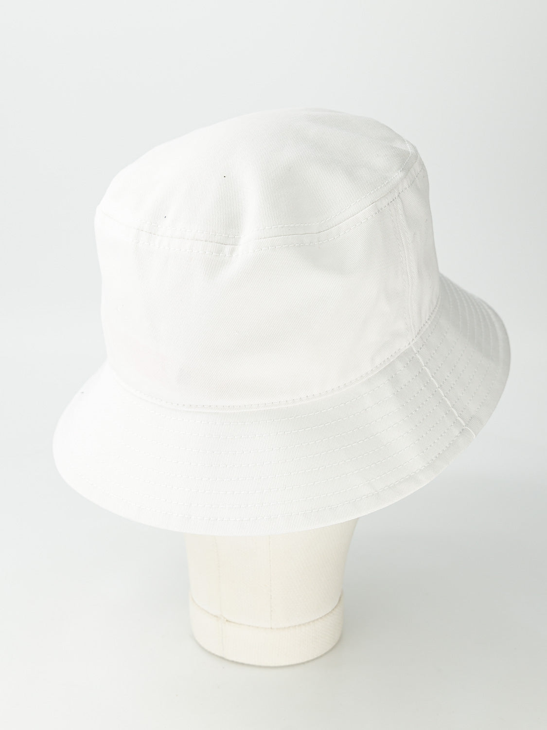 Marni Kids hat White in White 6902591091-4.jpg | NICKIS.com