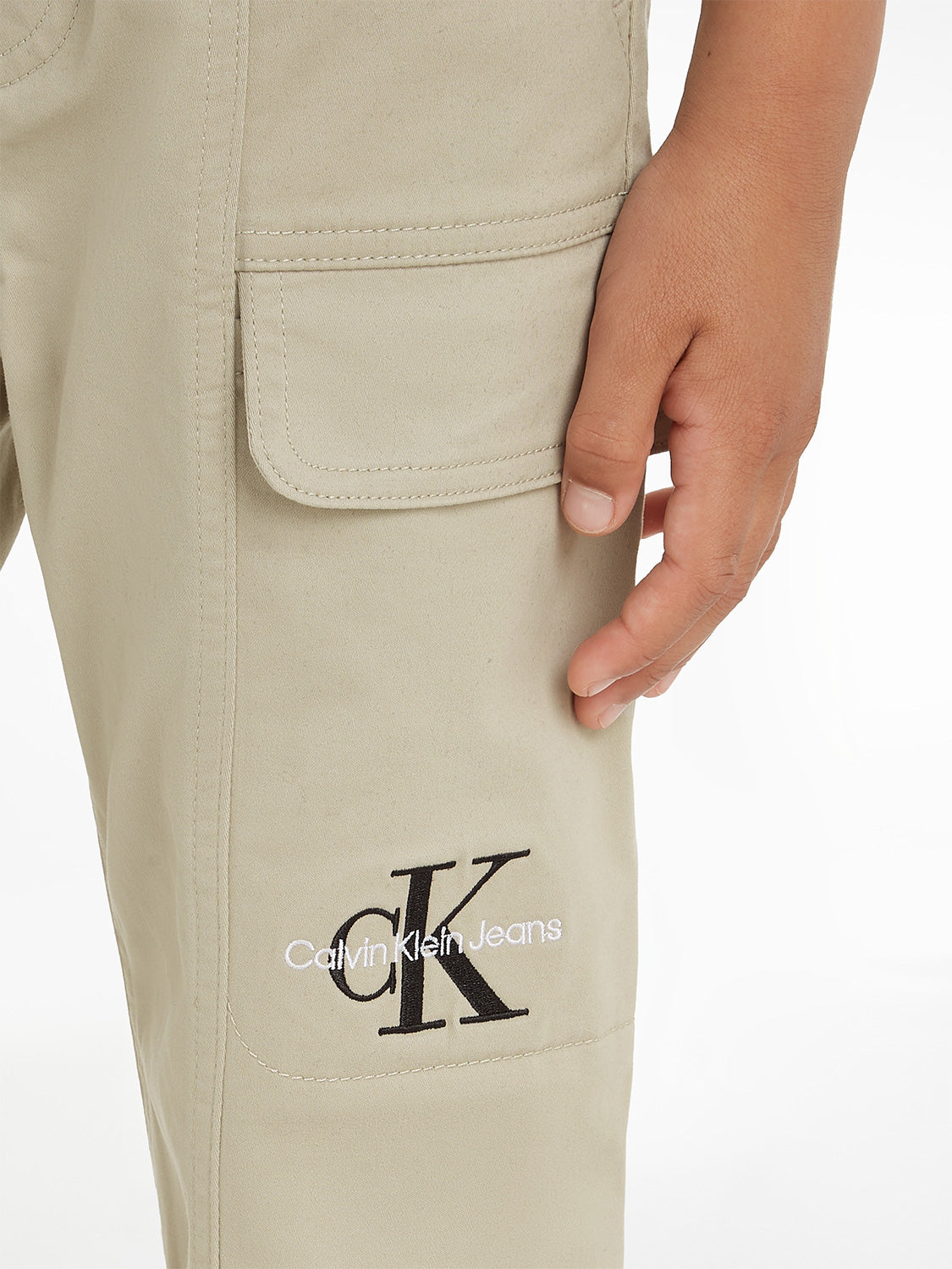 Calvin Klein Kids Cargo Trousers Sateen Cargo Beige in Beige 6903906058-8.jpg | NICKIS.com