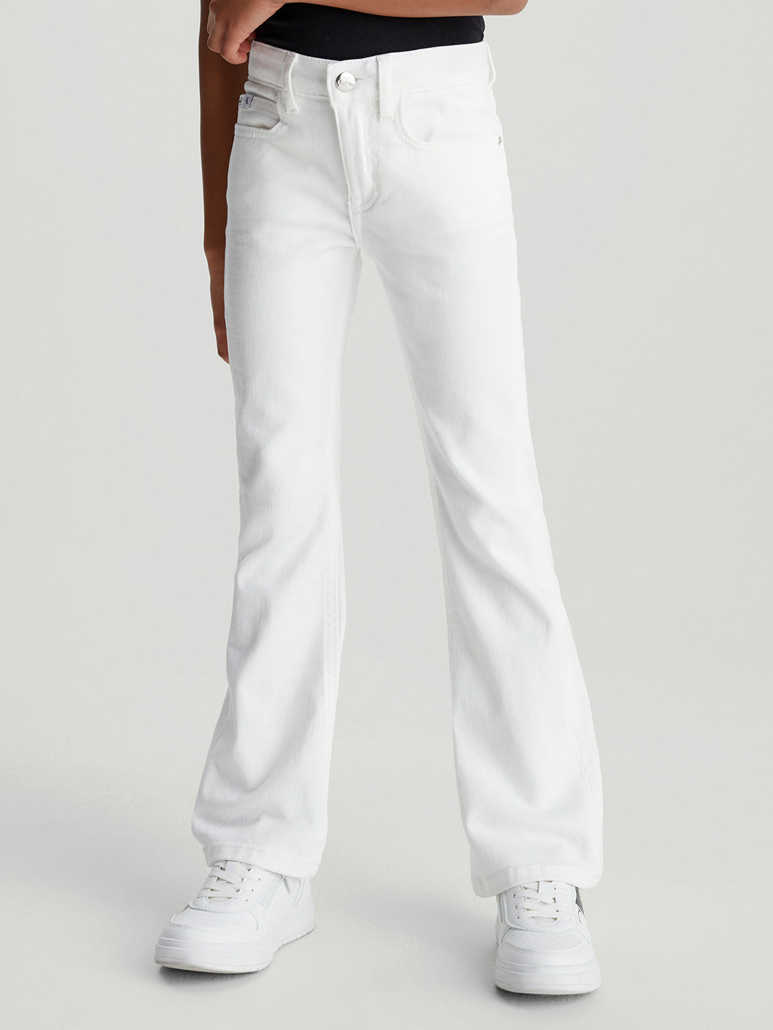 Calvin Klein Kids jeans Mr Flare White Denim White in White 6905695088-2.jpg | NICKIS.com