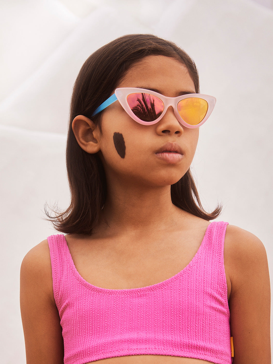 Molo Kids Sunglasses Sola  in  6906388544-8.jpg | NICKIS.com